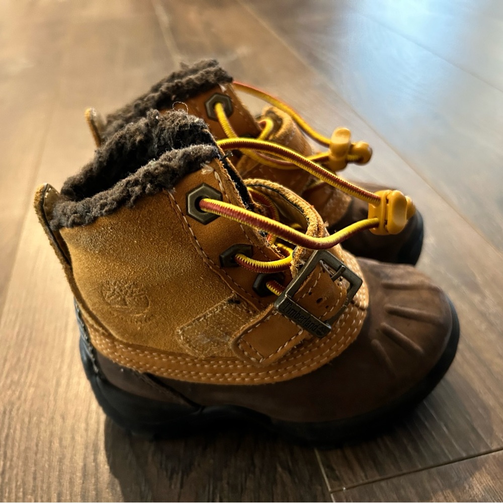 Timberland 4c winter boots - Picture 3 of 3